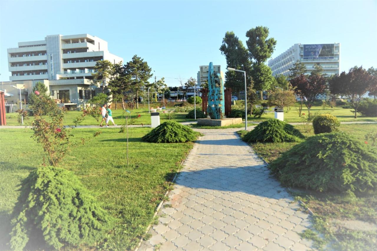 Enjoy Life Apartments Techirghiol Bagian luar foto
